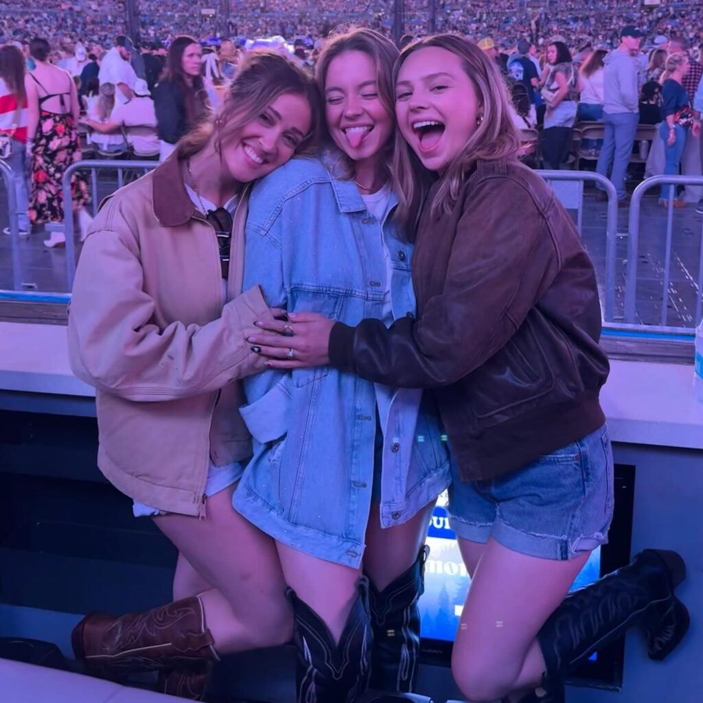 How Much Does Sydney Sweeney Weigh? Exact Weight in 2025!